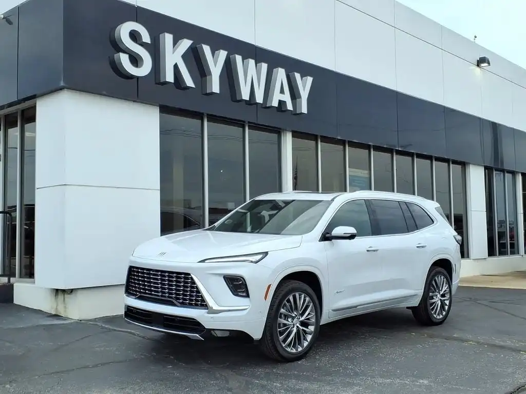 2026 Buick Enclave Avenir's photo