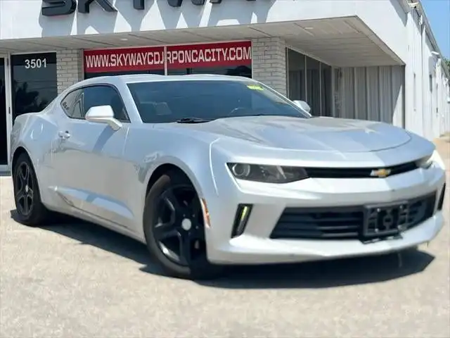 2017 Chevrolet Camaro 2.0 1LT Automatic's photo