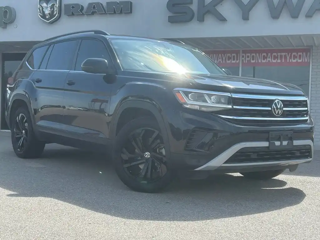 2023 Volkswagen Atlas 3.6L SE w/Tech's photo