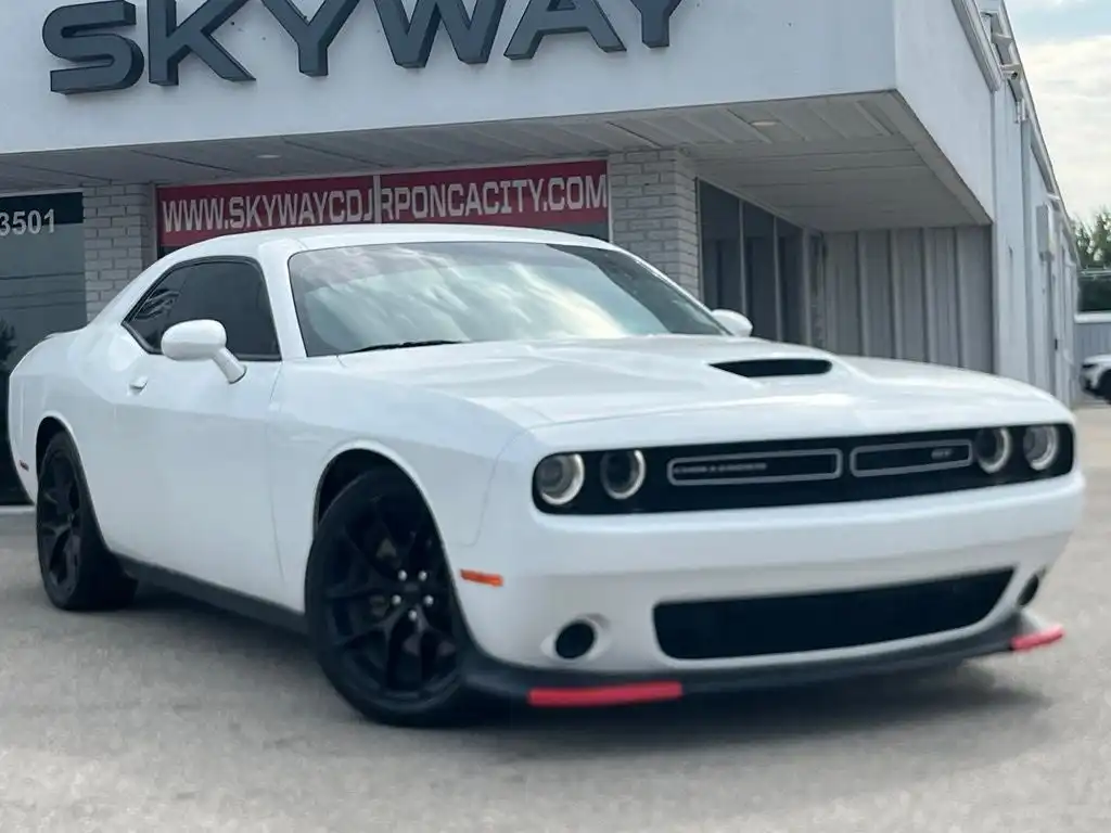 2023 Dodge Challenger GT Auto's photo