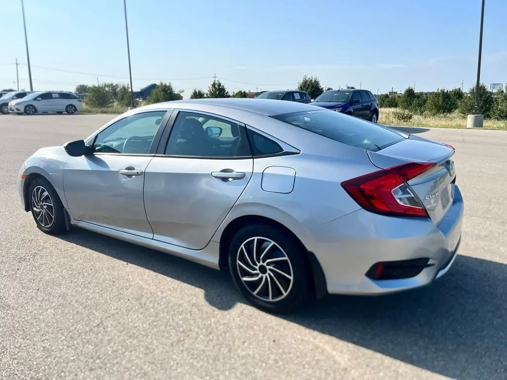 2020 Honda Civic LX CVT photo 4