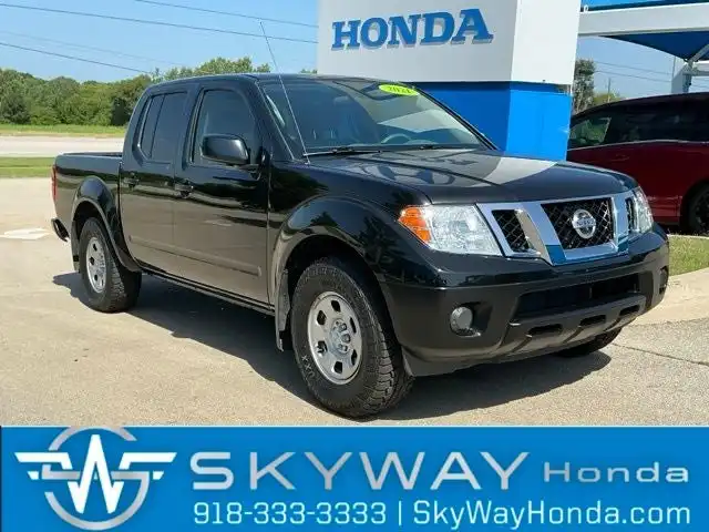 2021 Nissan Frontier S Crew Cab 4X2's photo