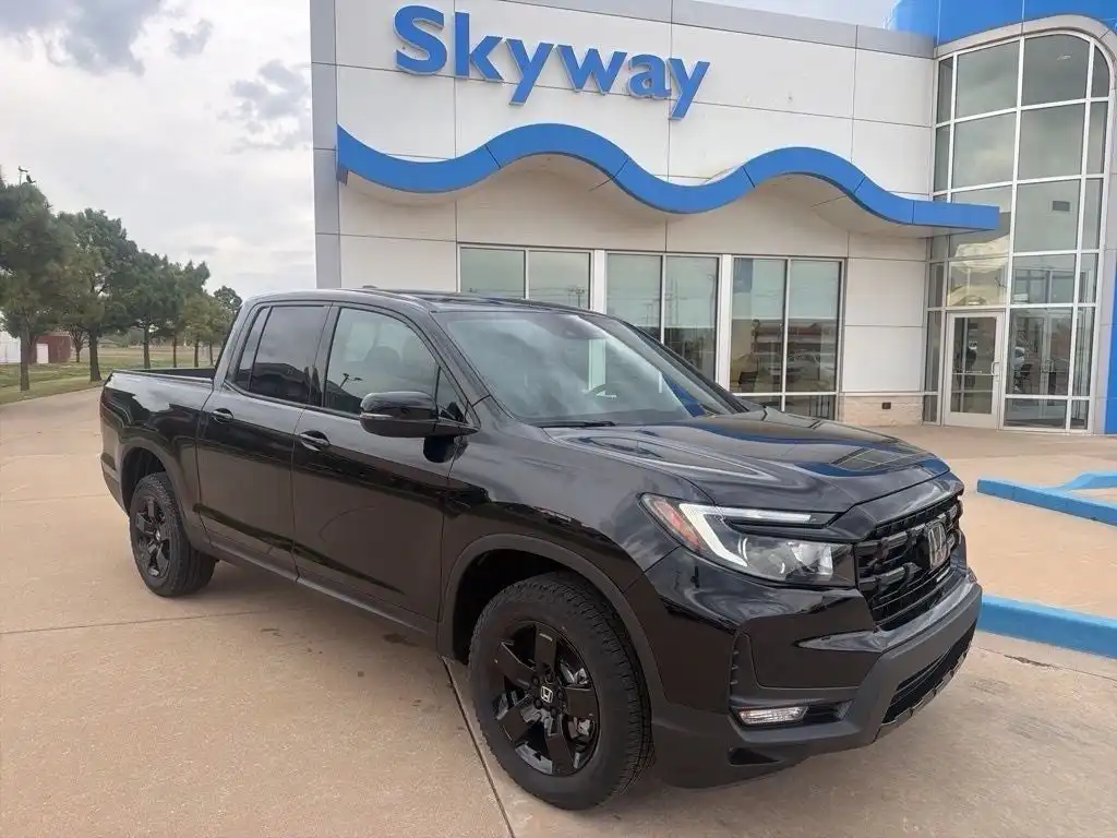 2026 Honda Ridgeline Black Edition's photo