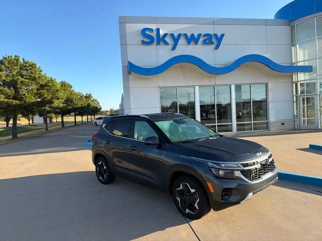 2024 Kia Seltos 2.0 EX AWD's photo