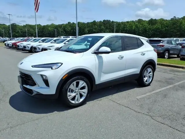 2026 Buick Encore GX Preferred photo 3