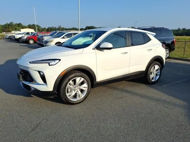 2026 Buick Encore GX Preferred photo 3