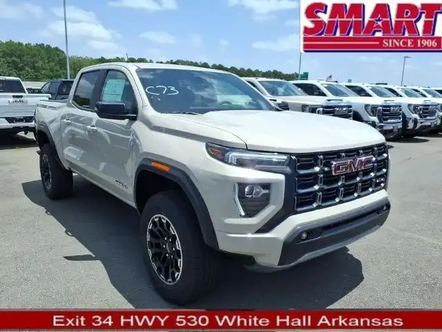 2026 GMC Canyon 4WD AT4 Crew Cab Short Box's photo