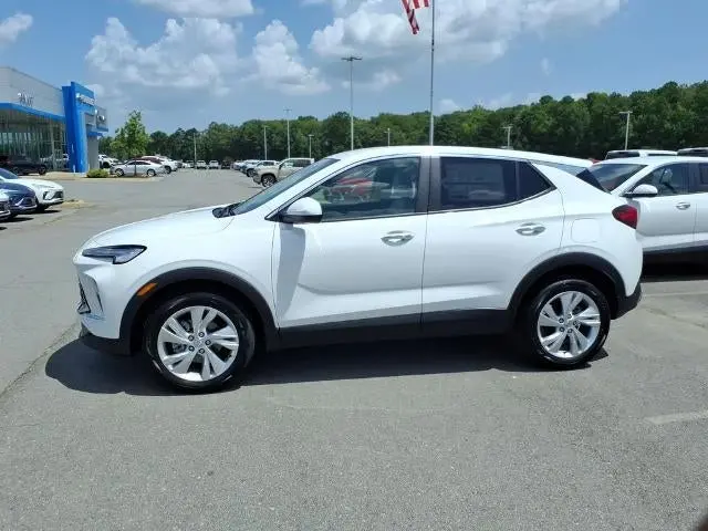 2026 Buick Encore GX Preferred photo 3