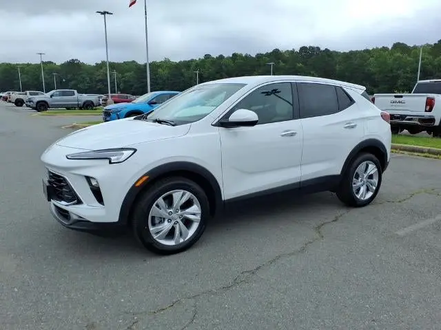 2026 Buick Encore GX Preferred photo 3