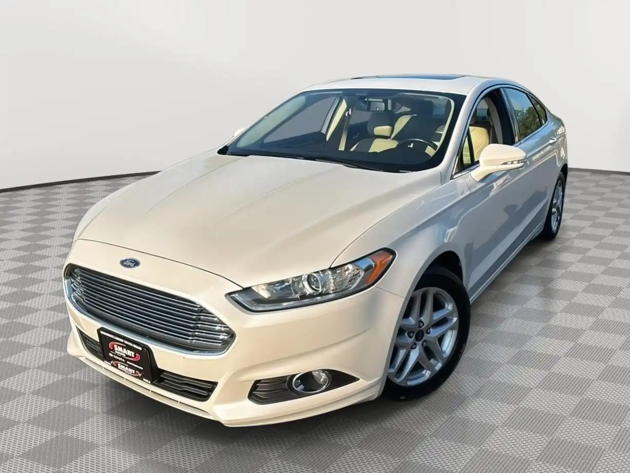 2014 Ford Fusion's photo