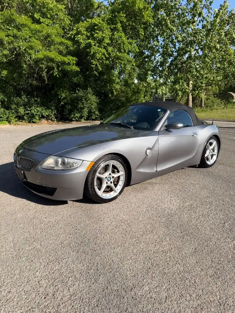 2006 BMW Z4 Roadster 3.0si's photo