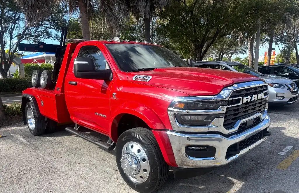 2026 RAM 4500 Big Horn Regular Cab SWB DRW 145" WB's photo