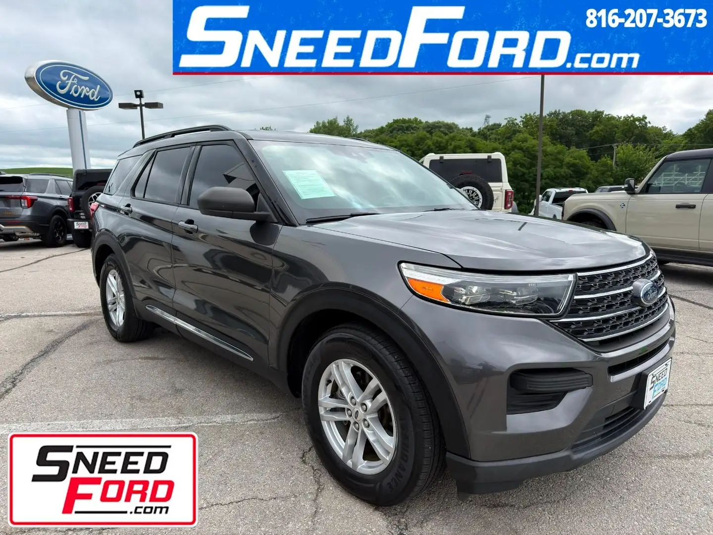 2020 Ford Explorer XLT RWD photo 1
