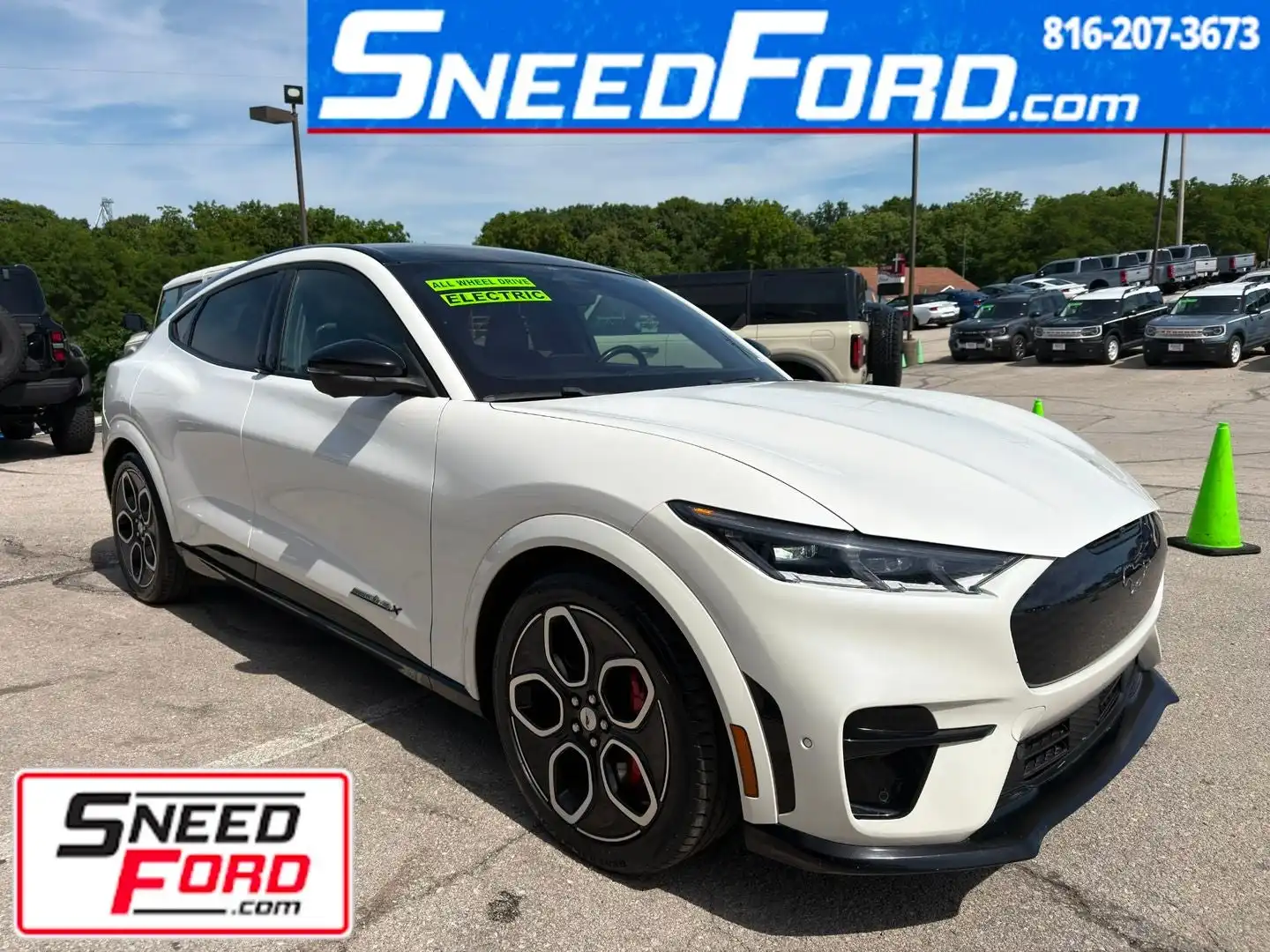 2022 Ford Mustang-Mach-e GT's photo