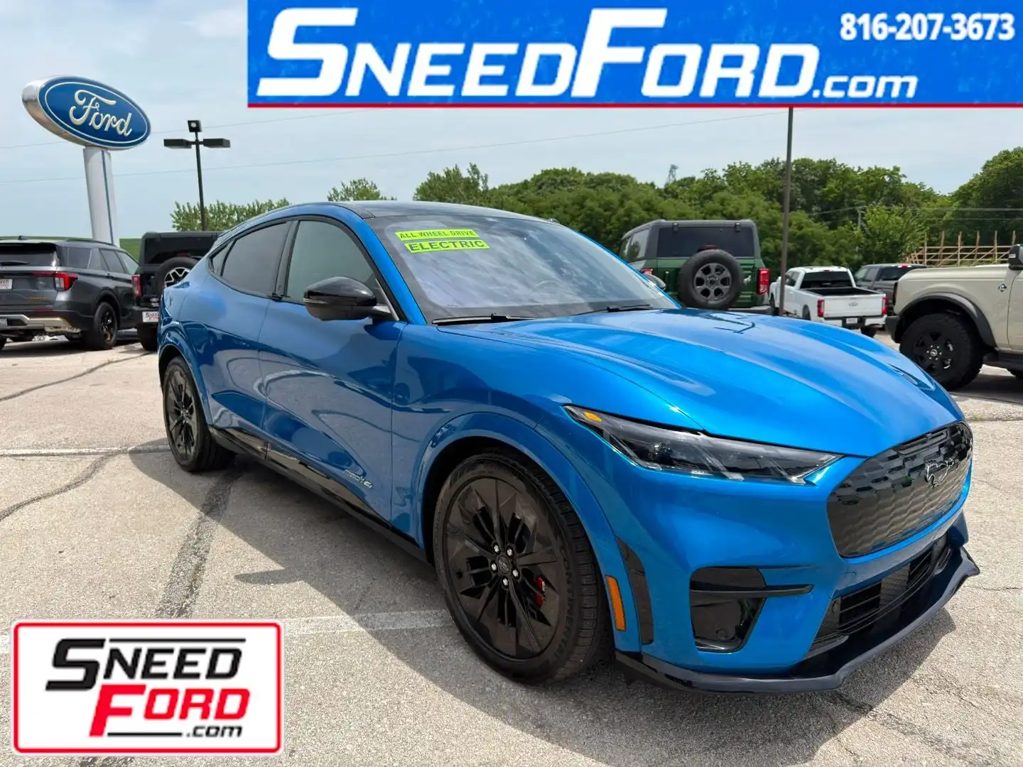 2025 Ford Mustang-Mach-e GT's photo