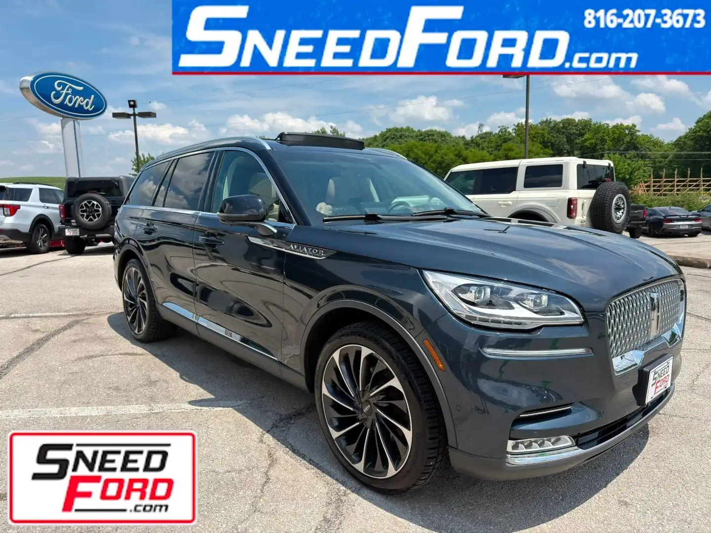 2023 Lincoln Aviator Reserve RWD's photo