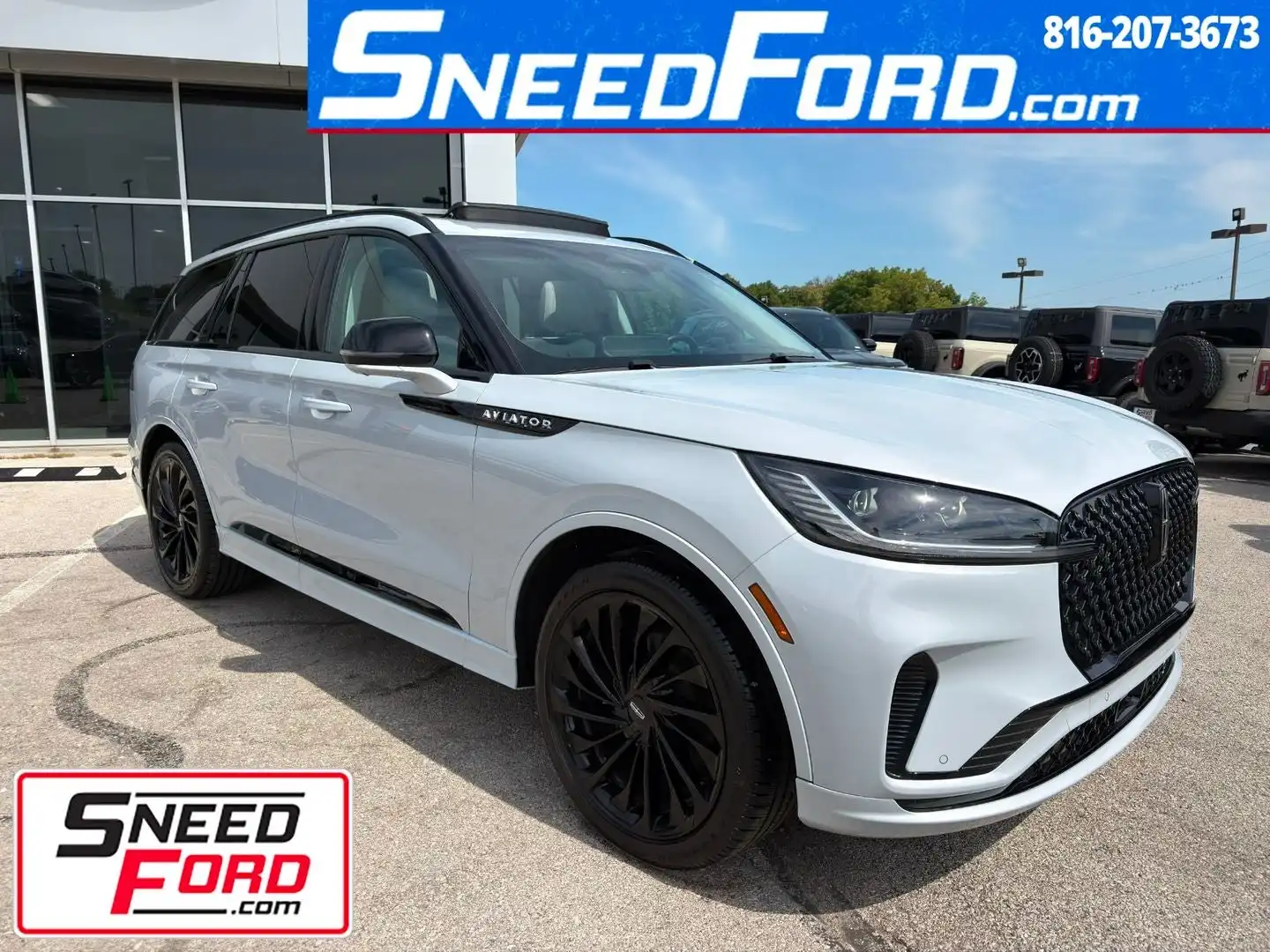 2025 Lincoln Aviator Reserve AWD's photo