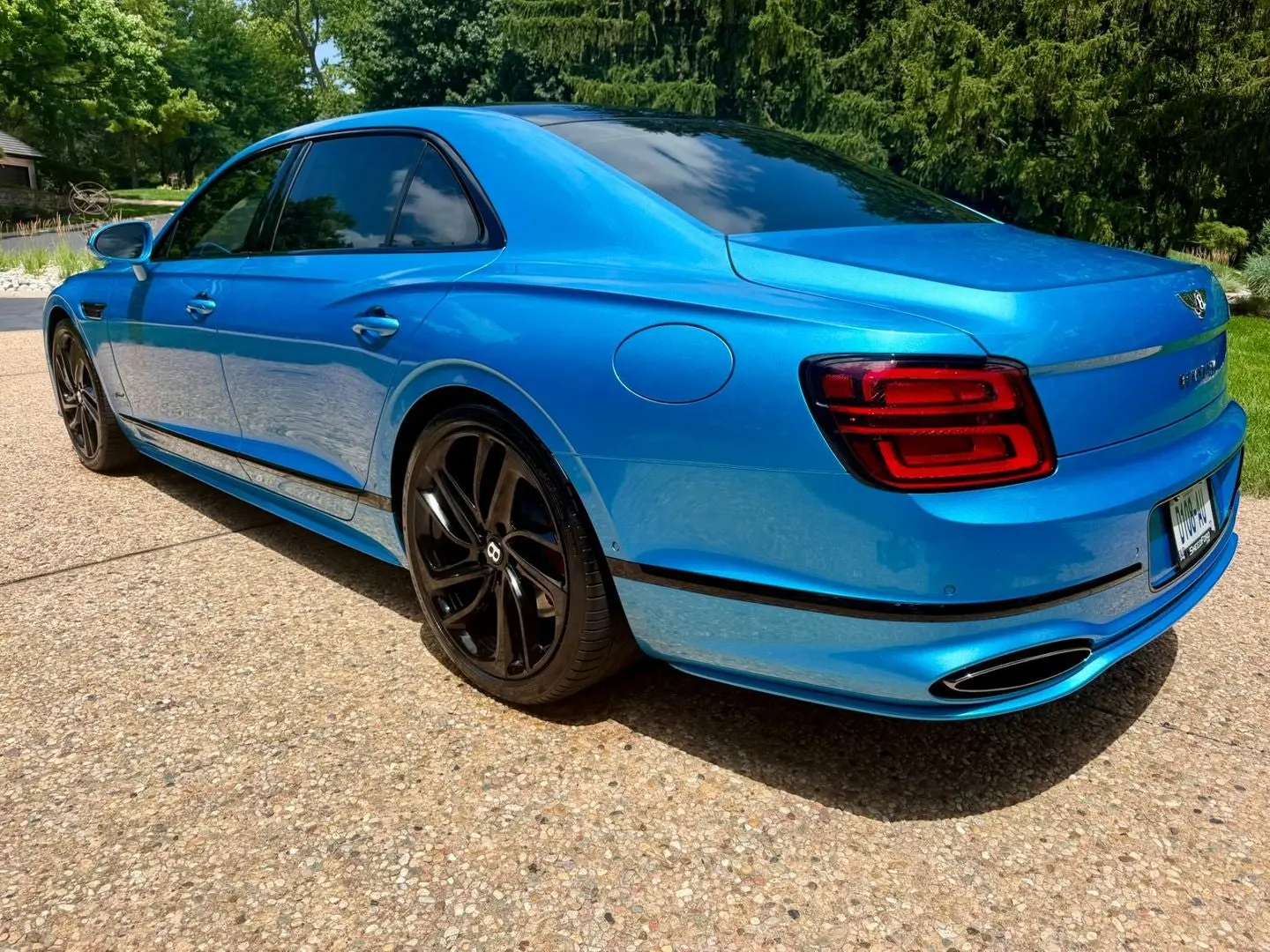 2025 Bentley Flying Spur Speed photo 4