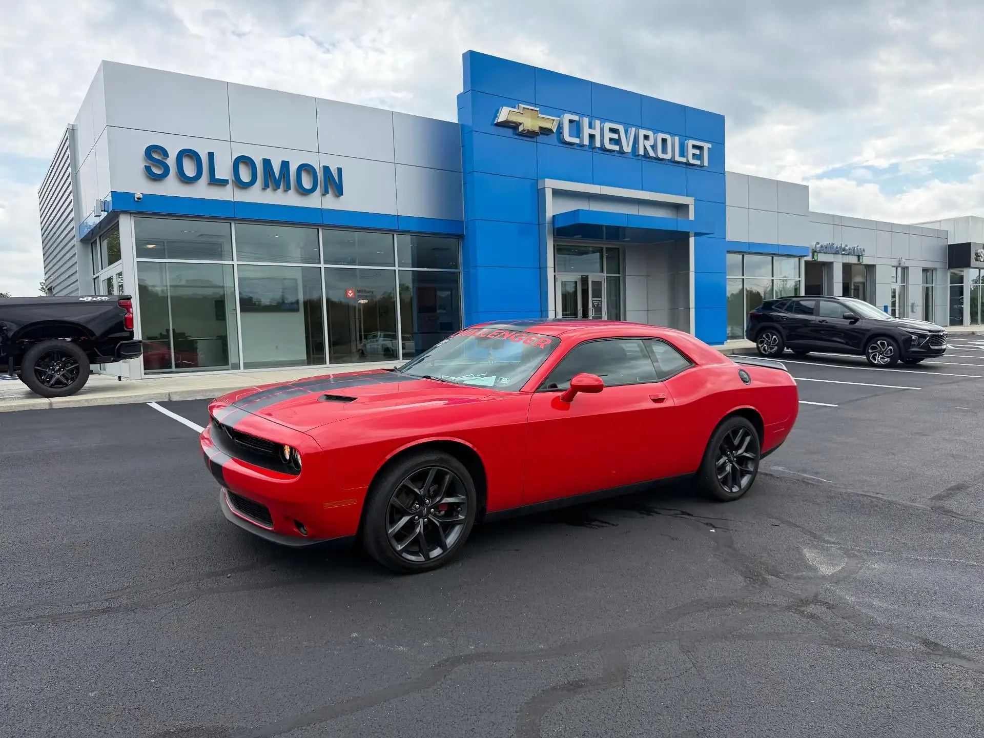 2022 Dodge Challenger SXT Auto's photo