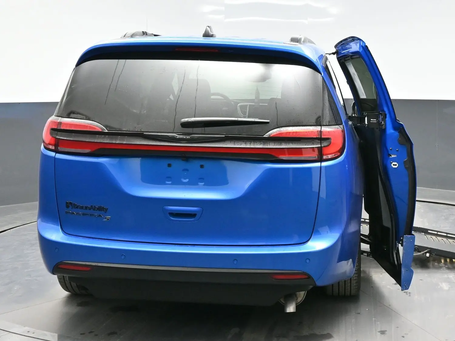 2026 Chrysler Pacifica Select photo 5