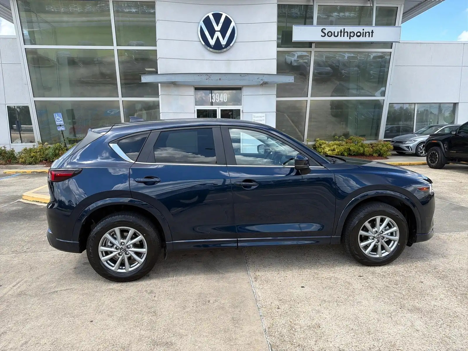 2024 Mazda CX-5 S Select Package Auto AWD's photo