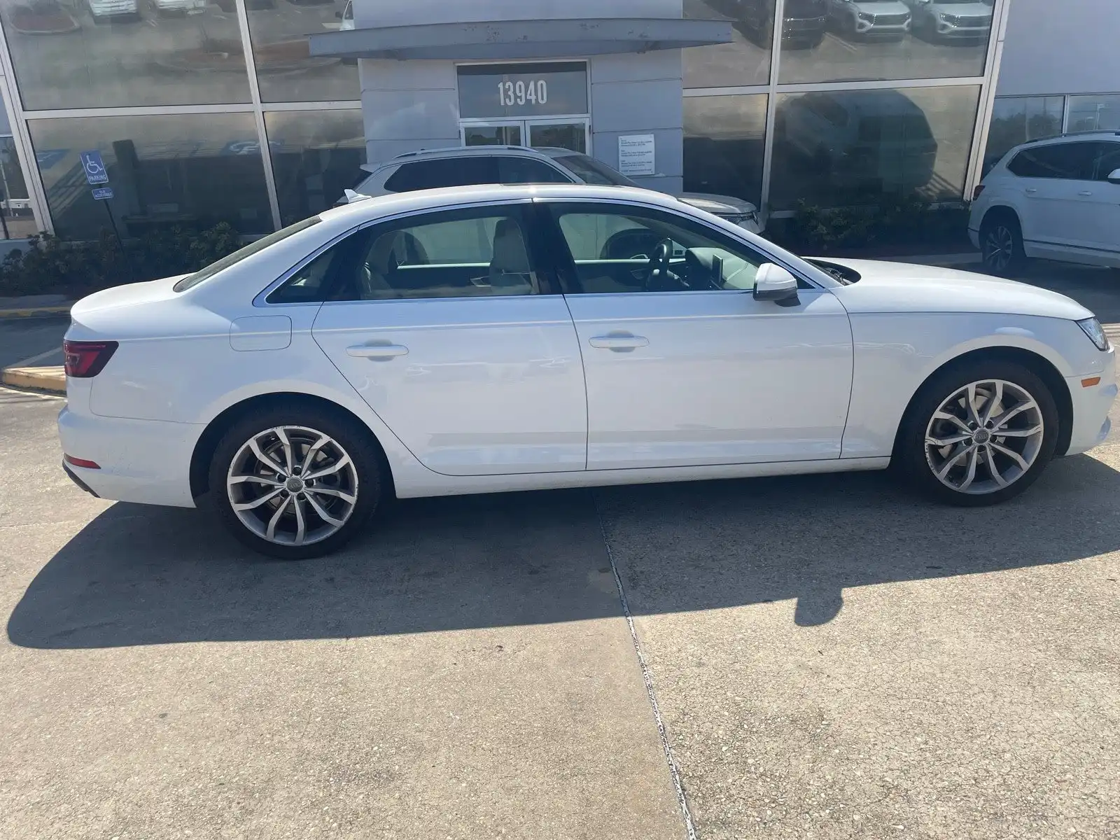 2019 Audi A4 2.0T FWD S tronic Premium Plus's photo