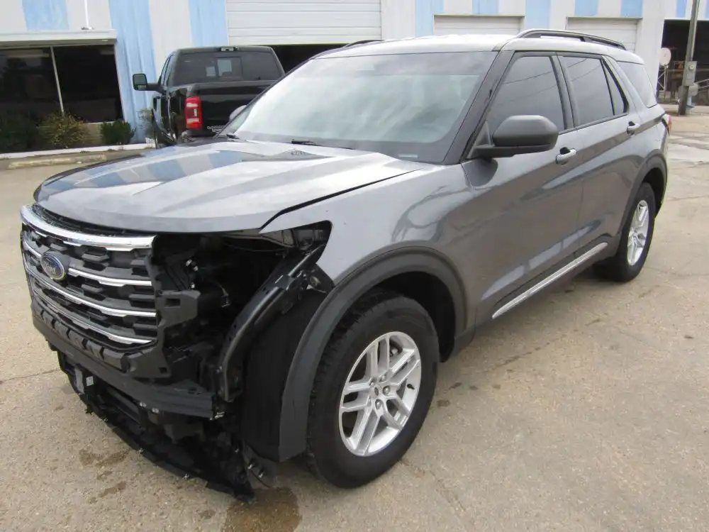 2025 Ford Explorer Active 4WD (PL535)'s photo