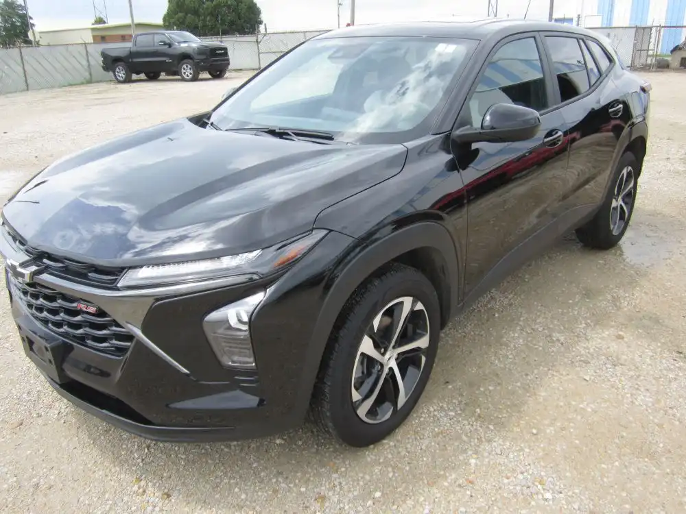 2025 Chevrolet Trax 1RS's photo
