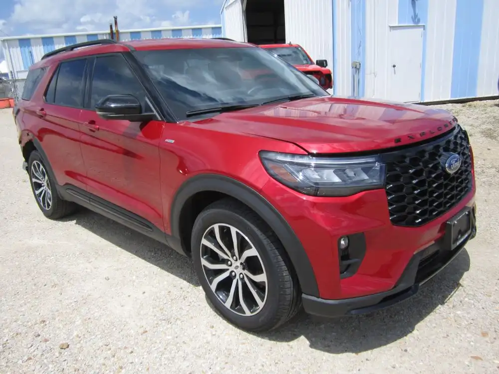 2025 Ford Explorer ST-LINE RWD (PL535)'s photo