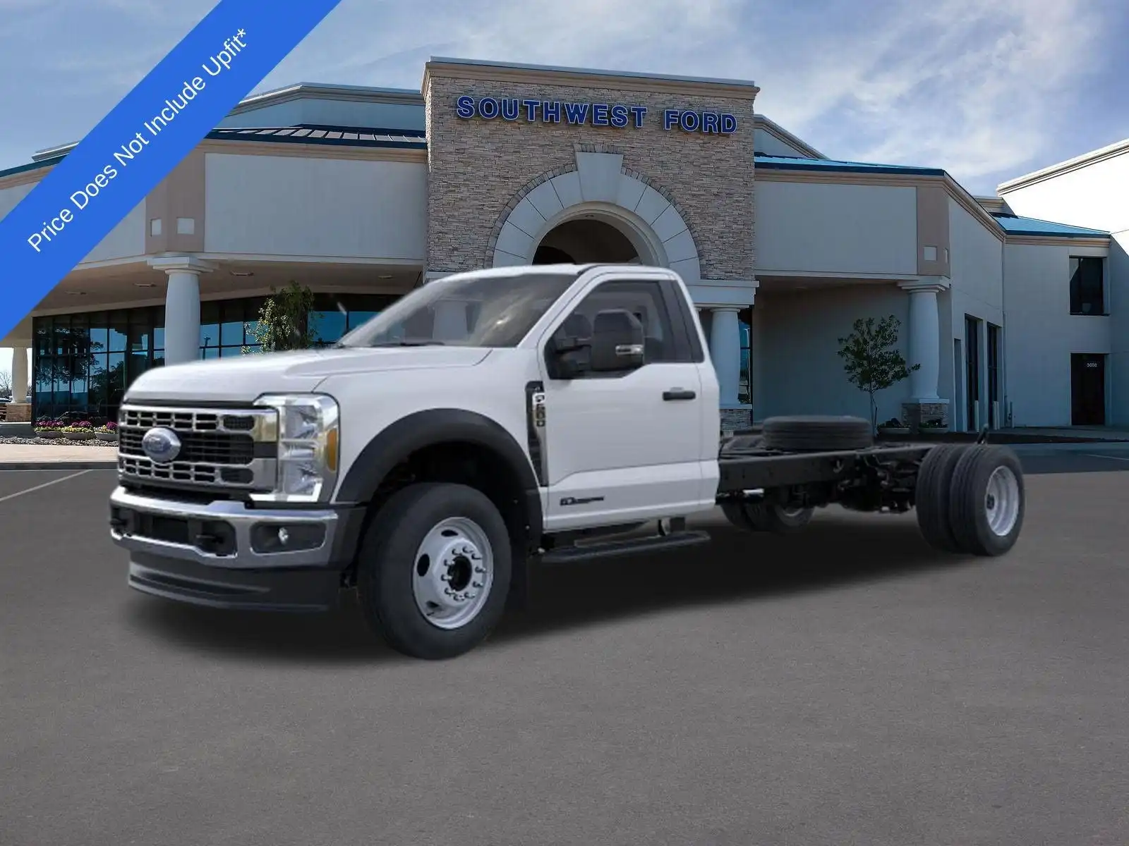 2026 Ford F-600 XL 4x4 Regular Cab 205-In DRW's photo
