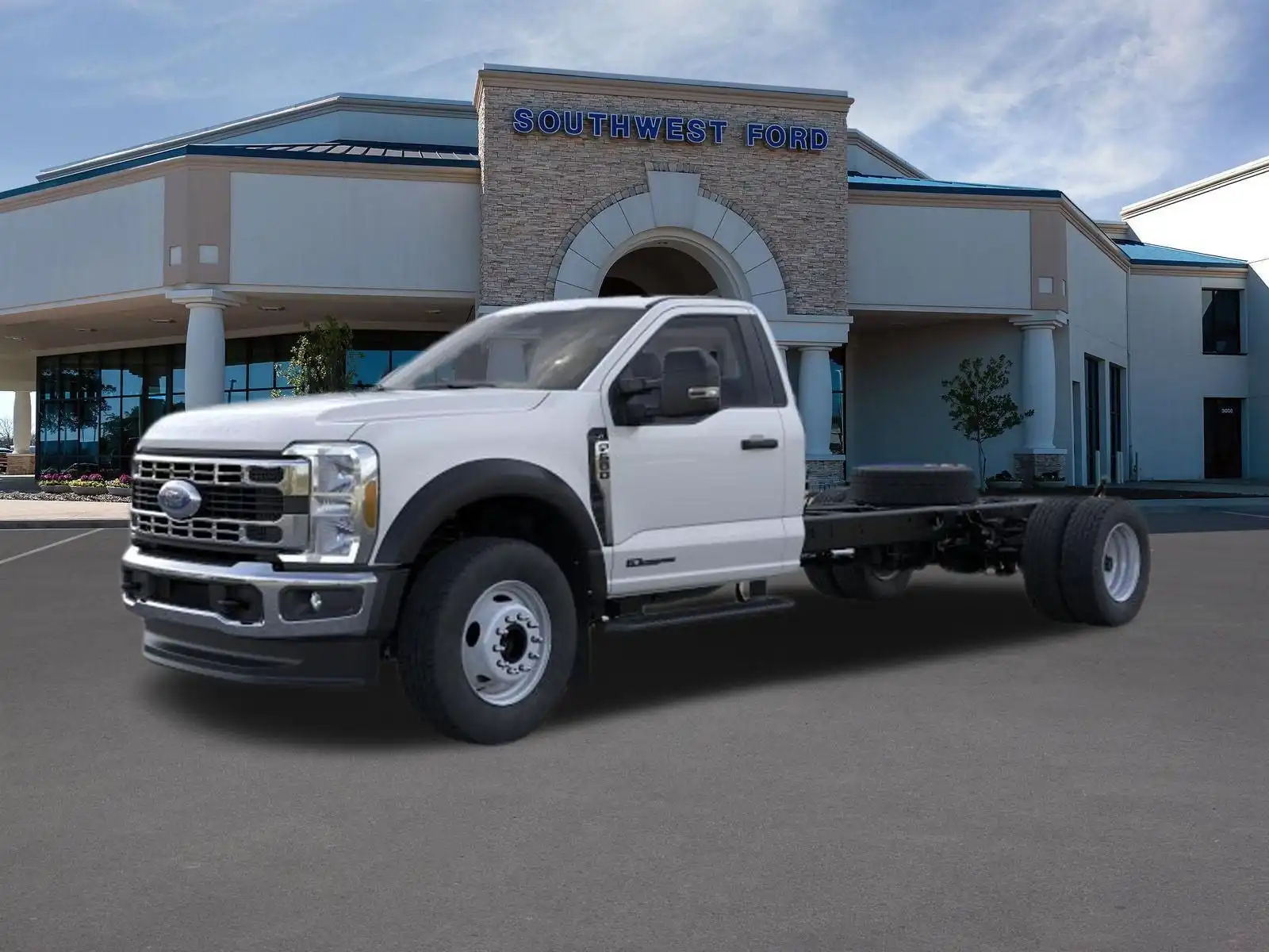 2026 Ford F-600 XL 4WD Regular Cab DRW 205 in's photo