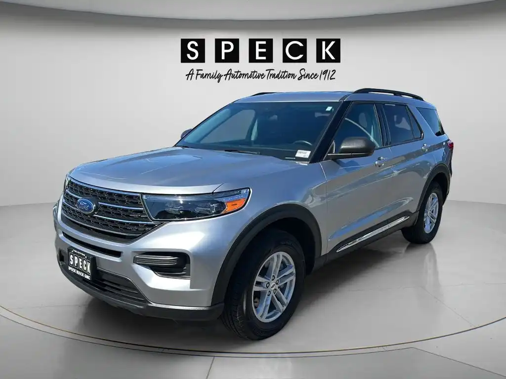 2022 Ford Explorer XLT 4WD's photo