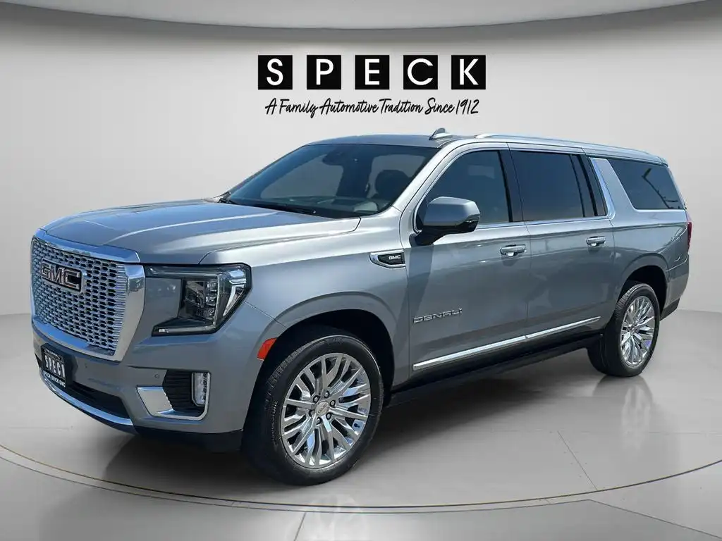 2023 GMC Yukon Denali AWD's photo