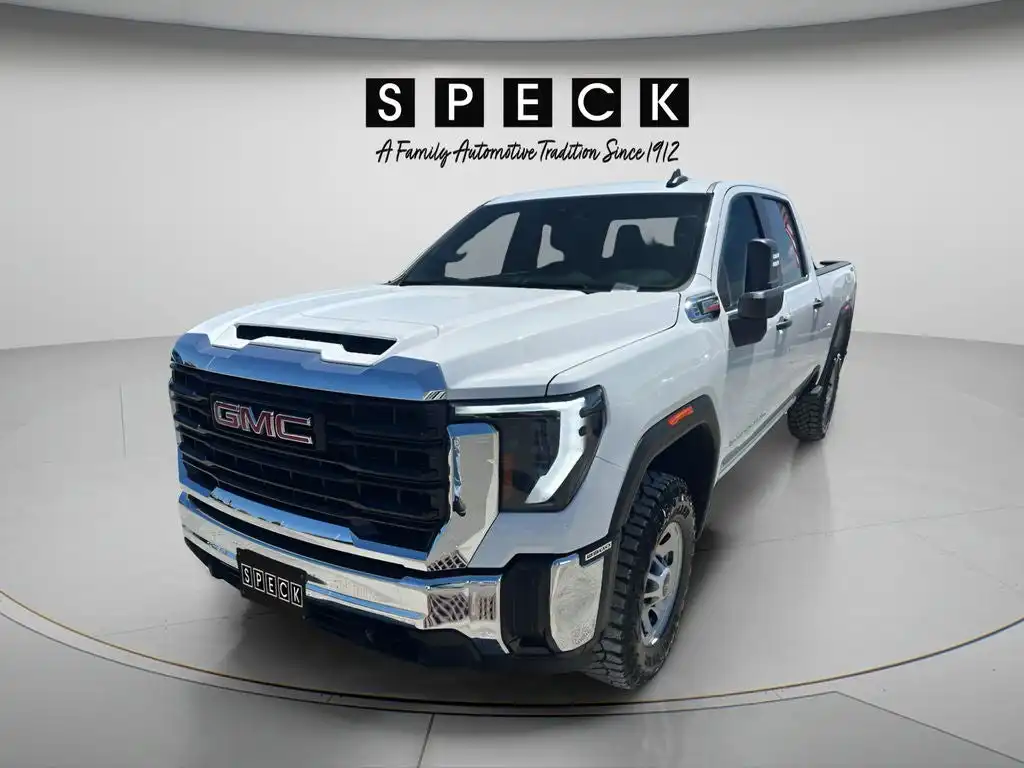 2024 GMC Sierra 4WD Crew Cab Standard Box Pro's photo