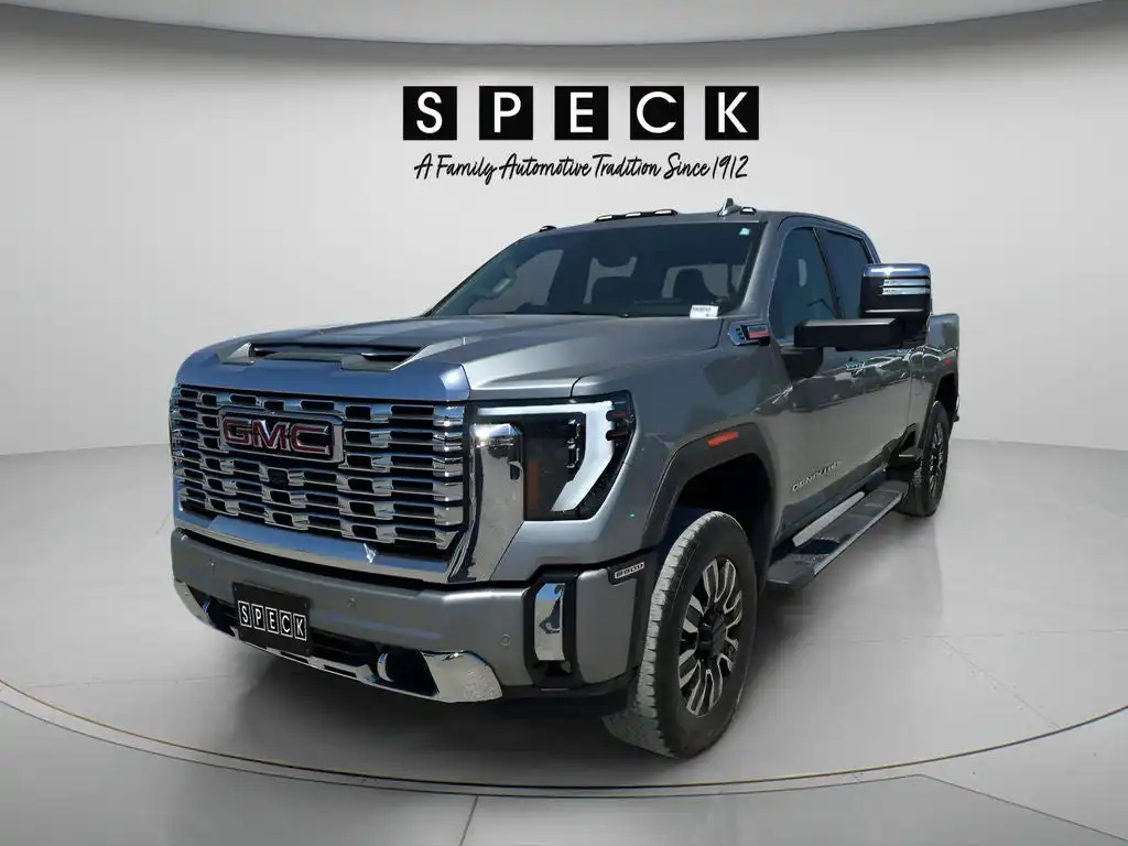 2024 GMC Sierra 4WD Crew Cab Standard Box Denali's photo