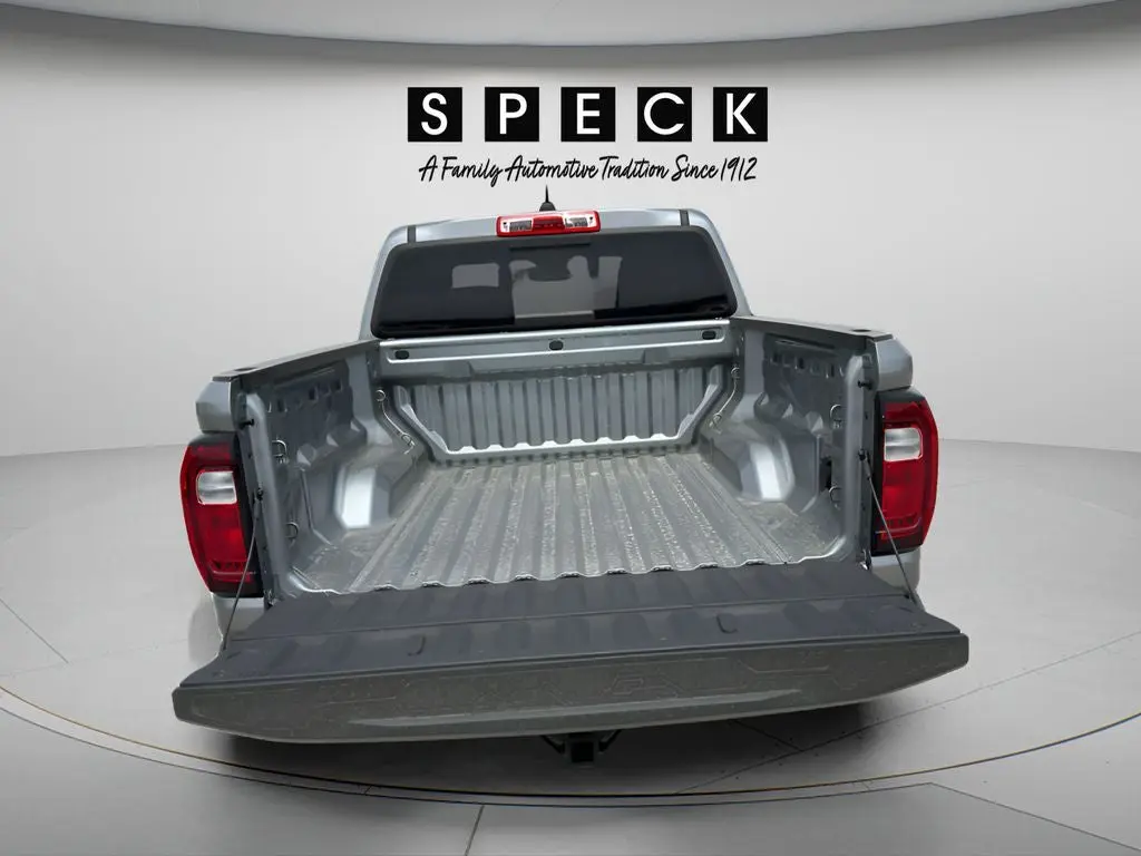 2026 GMC Canyon 4WD Elevation Crew Cab Short Box photo 5