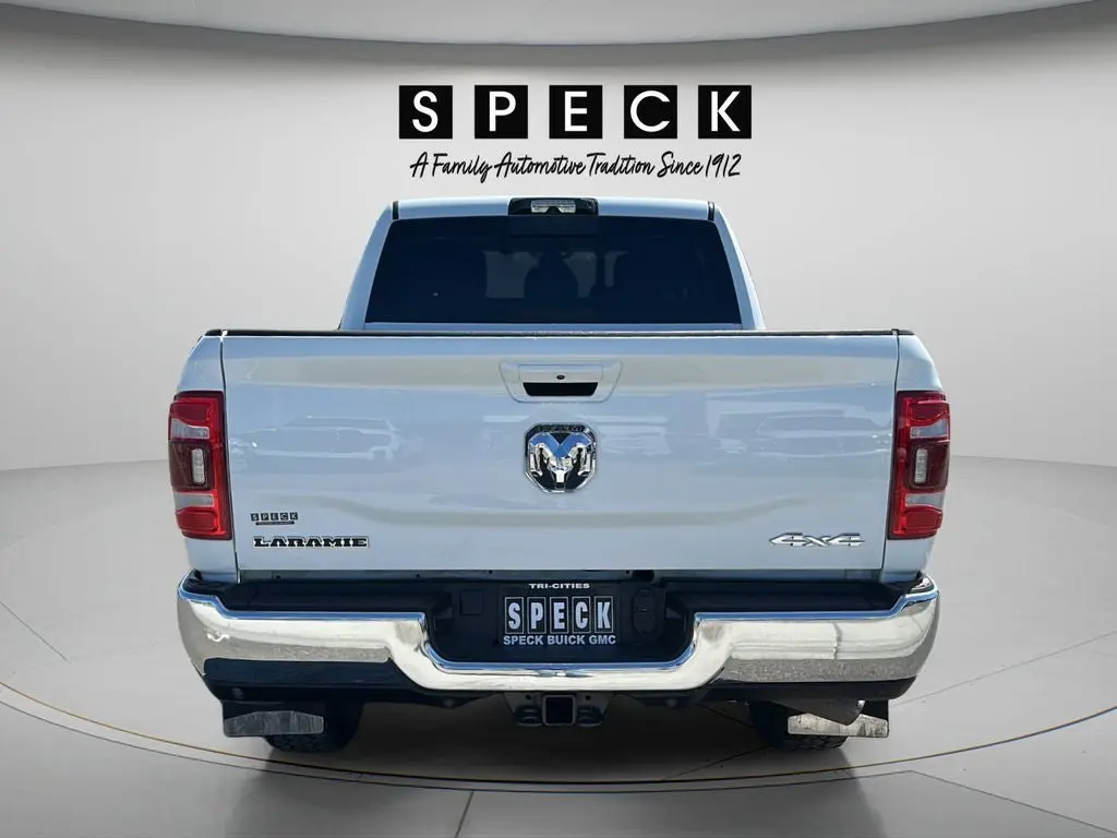 2024 RAM 3500 Laramie 4X4 Mega Cab photo 4