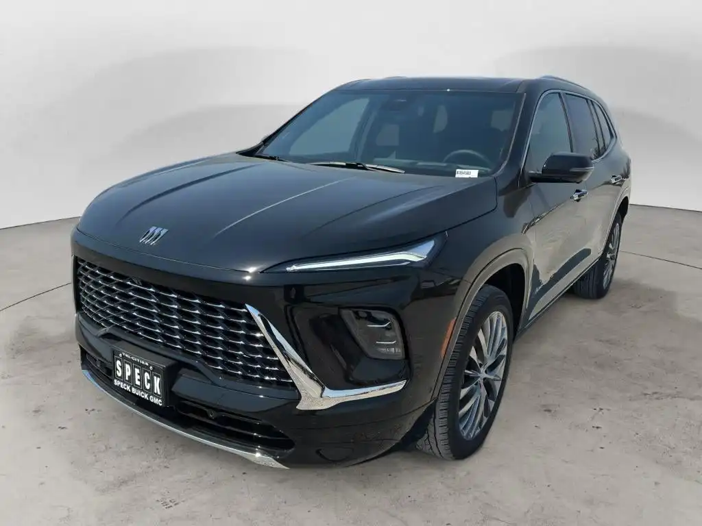 2026 Buick Enclave Avenir AWD's photo