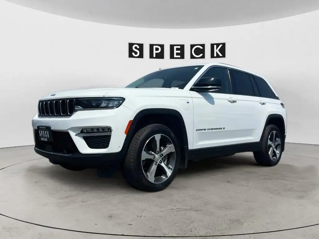 2023 Jeep Grand Cherokee 4xe 4x4's photo