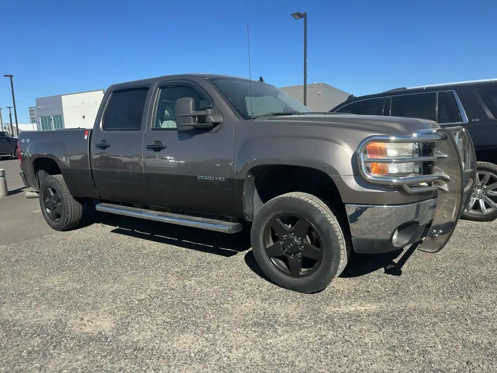 2011 GMC Sierra 4WD Crew Cab 6.5ft SLT's photo