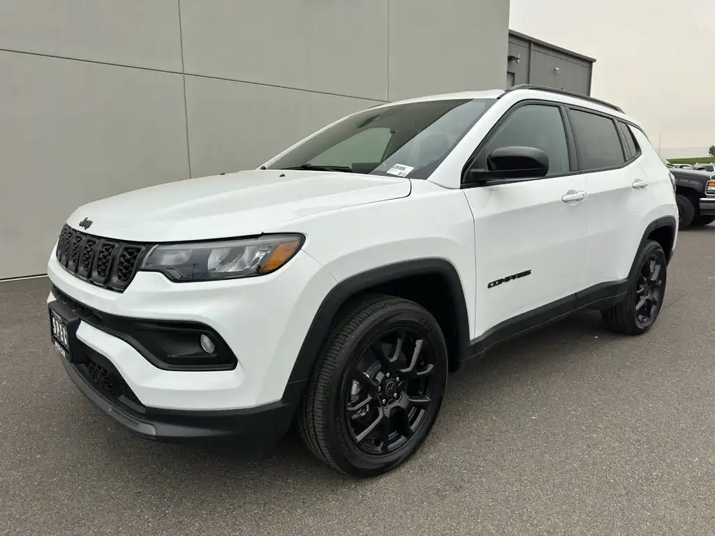 2026 Jeep Compass Altitude 4X4's photo