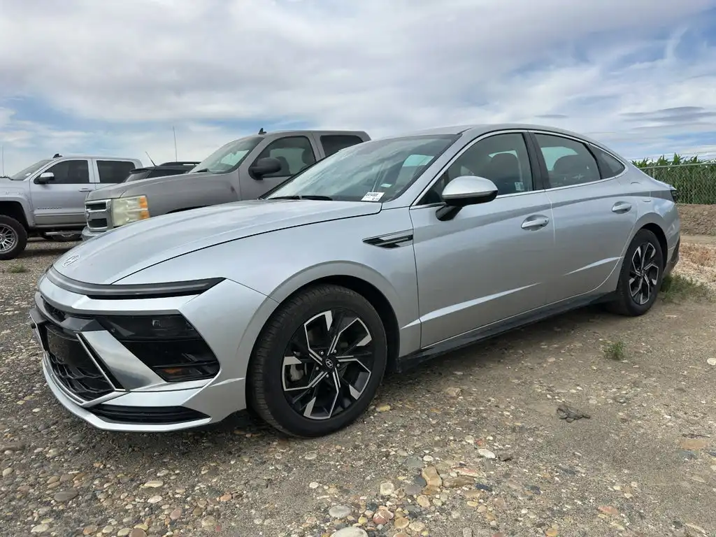 2024 Hyundai Sonata SEL's photo