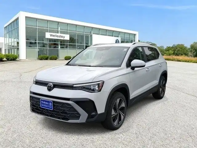 2026 Volkswagen Taos 1.5T SE 4Motion's photo