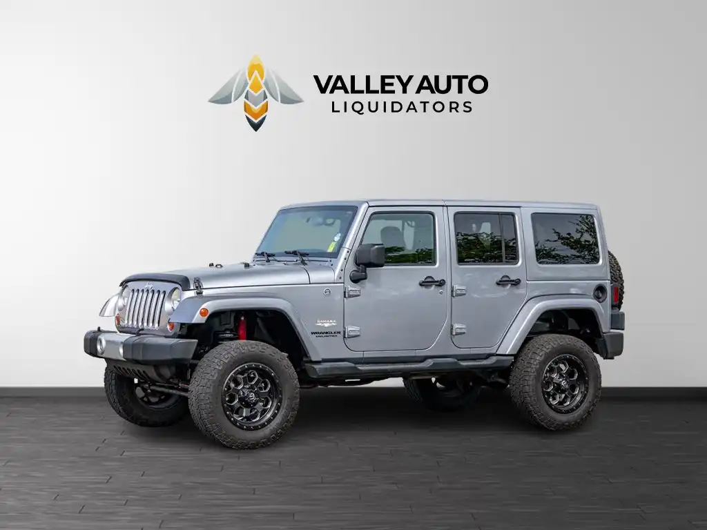 2013 Jeep Wrangler Sahara's photo