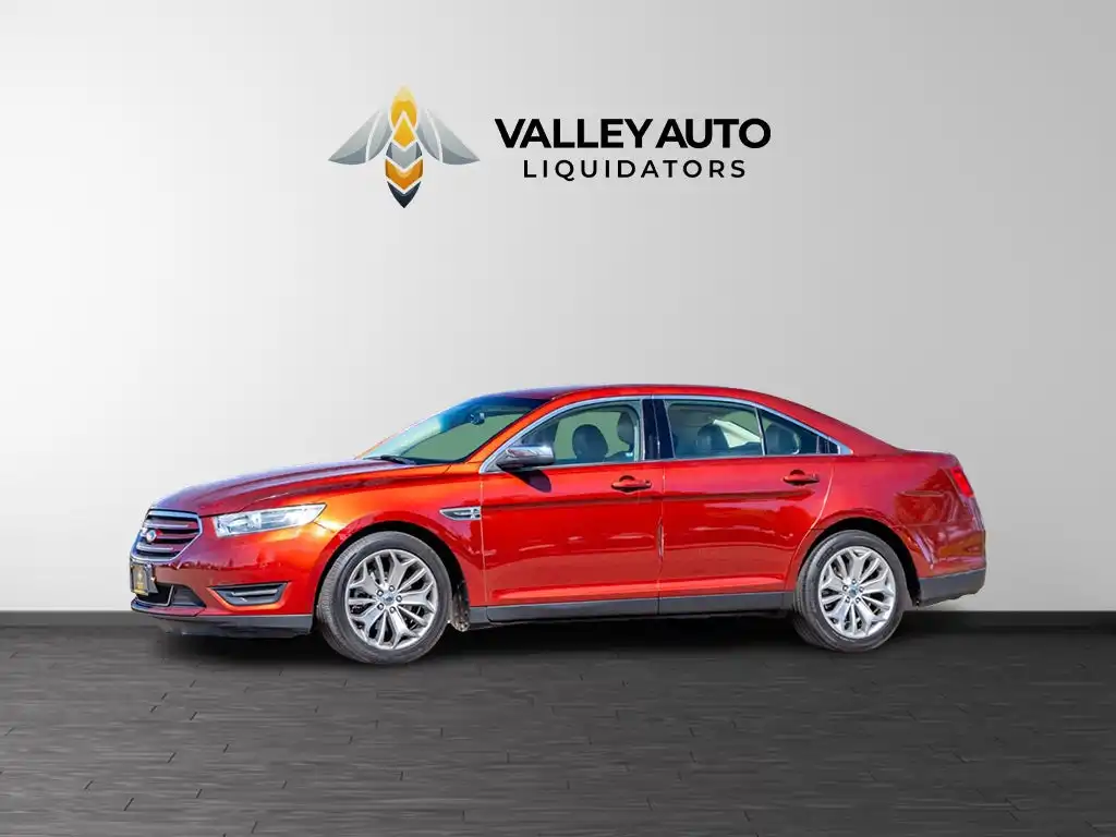 2014 Ford Taurus Limited FWD's photo