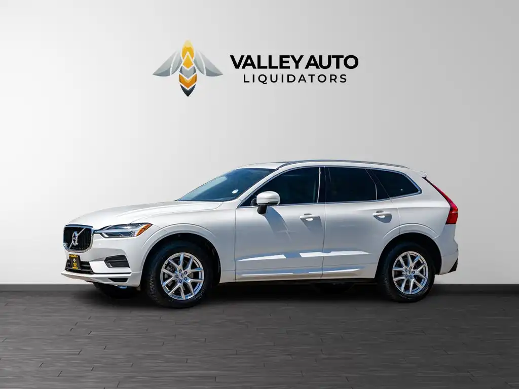 2018 Volvo XC60 T5 Momentum AWD's photo