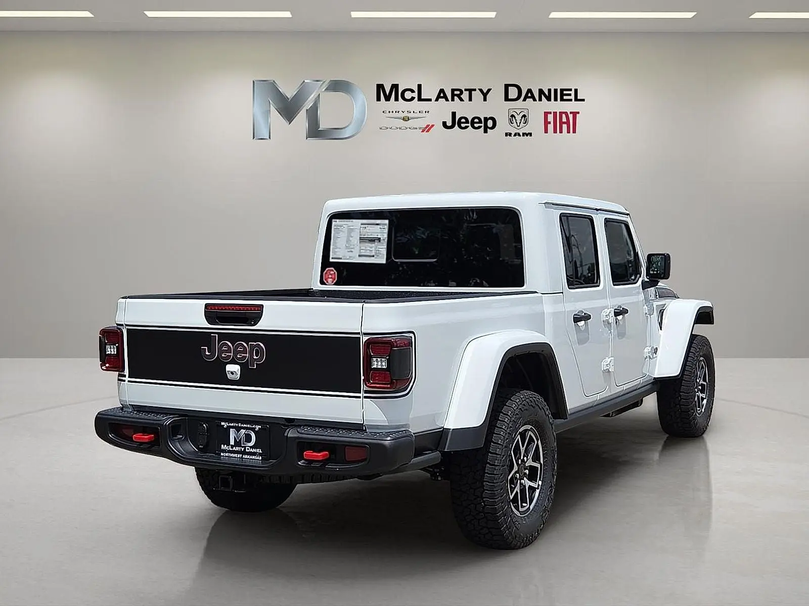 2026 Jeep Gladiator Shadow OPS Auto photo 5