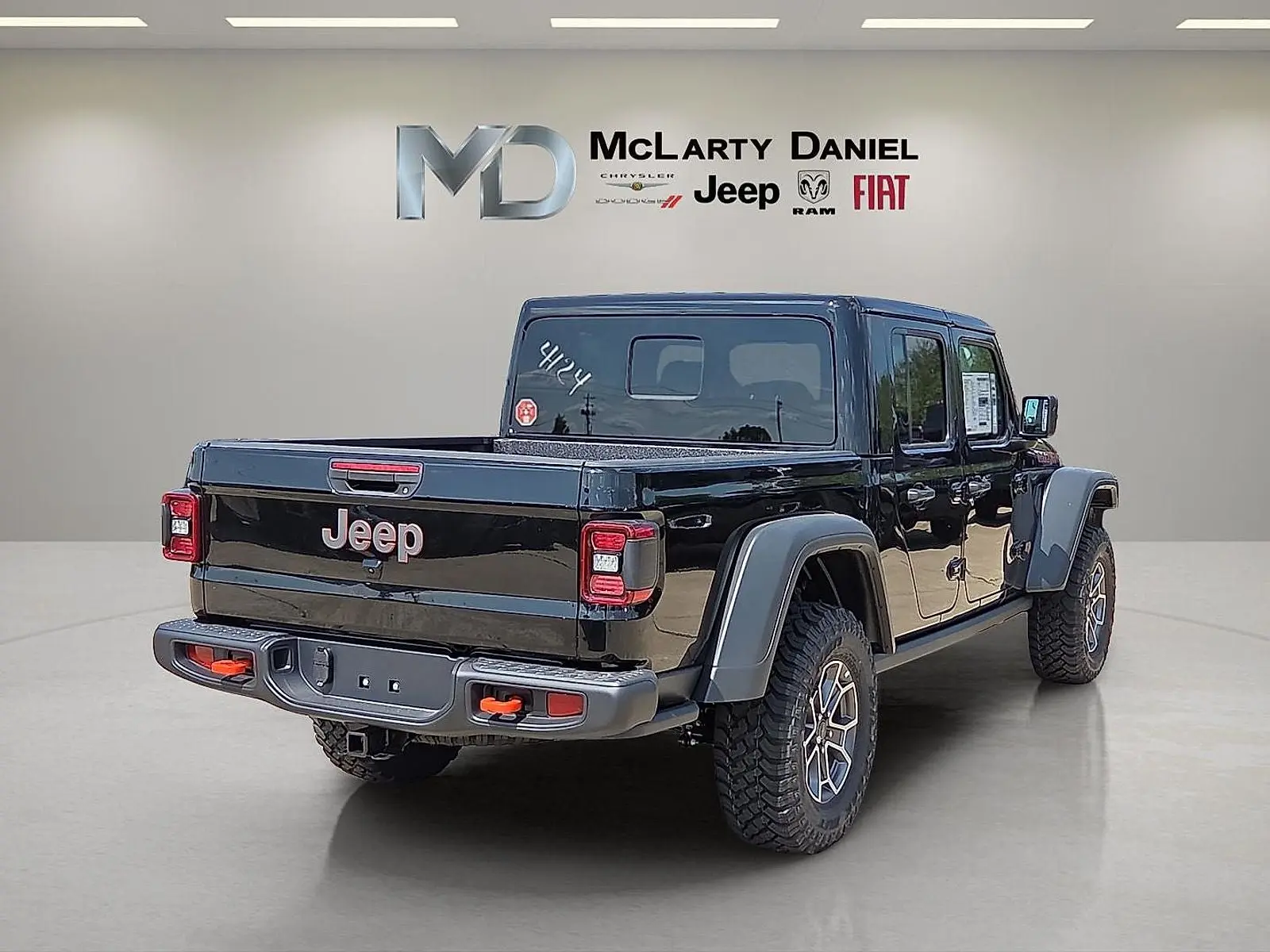 2025 Jeep Gladiator Mojave Auto photo 5