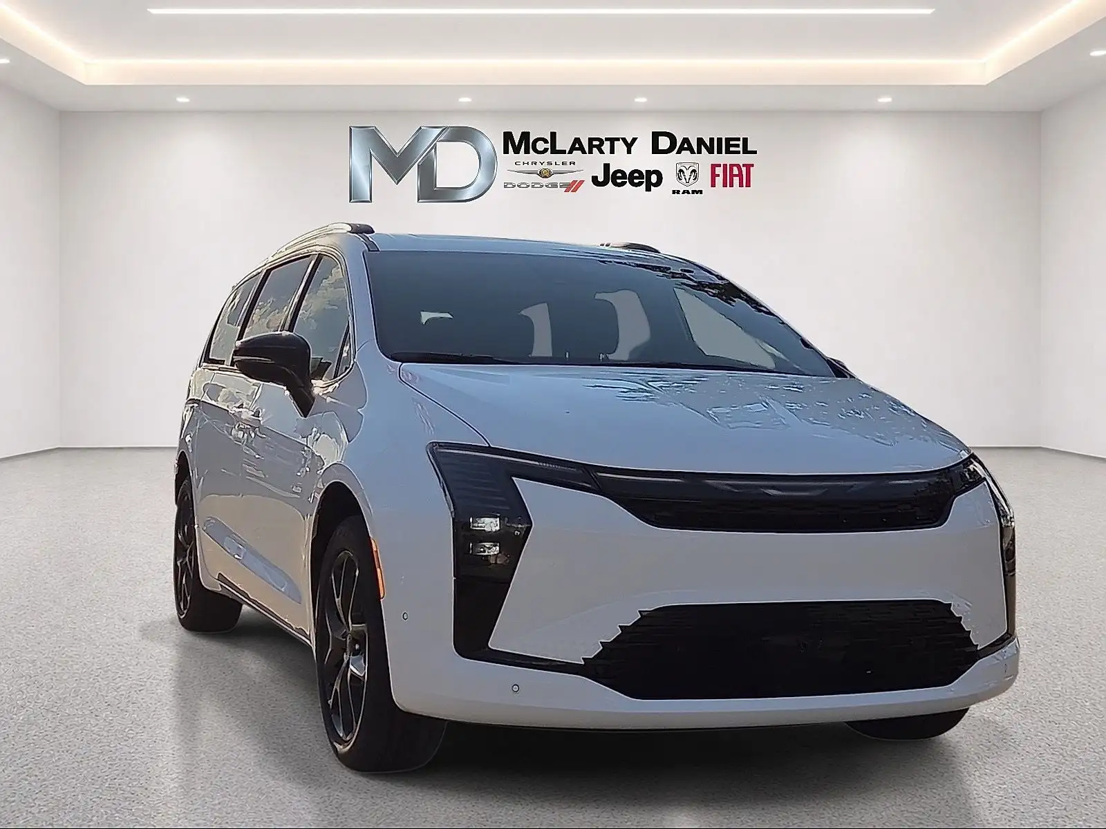 2027 Chrysler Pacifica Limited AWD's photo