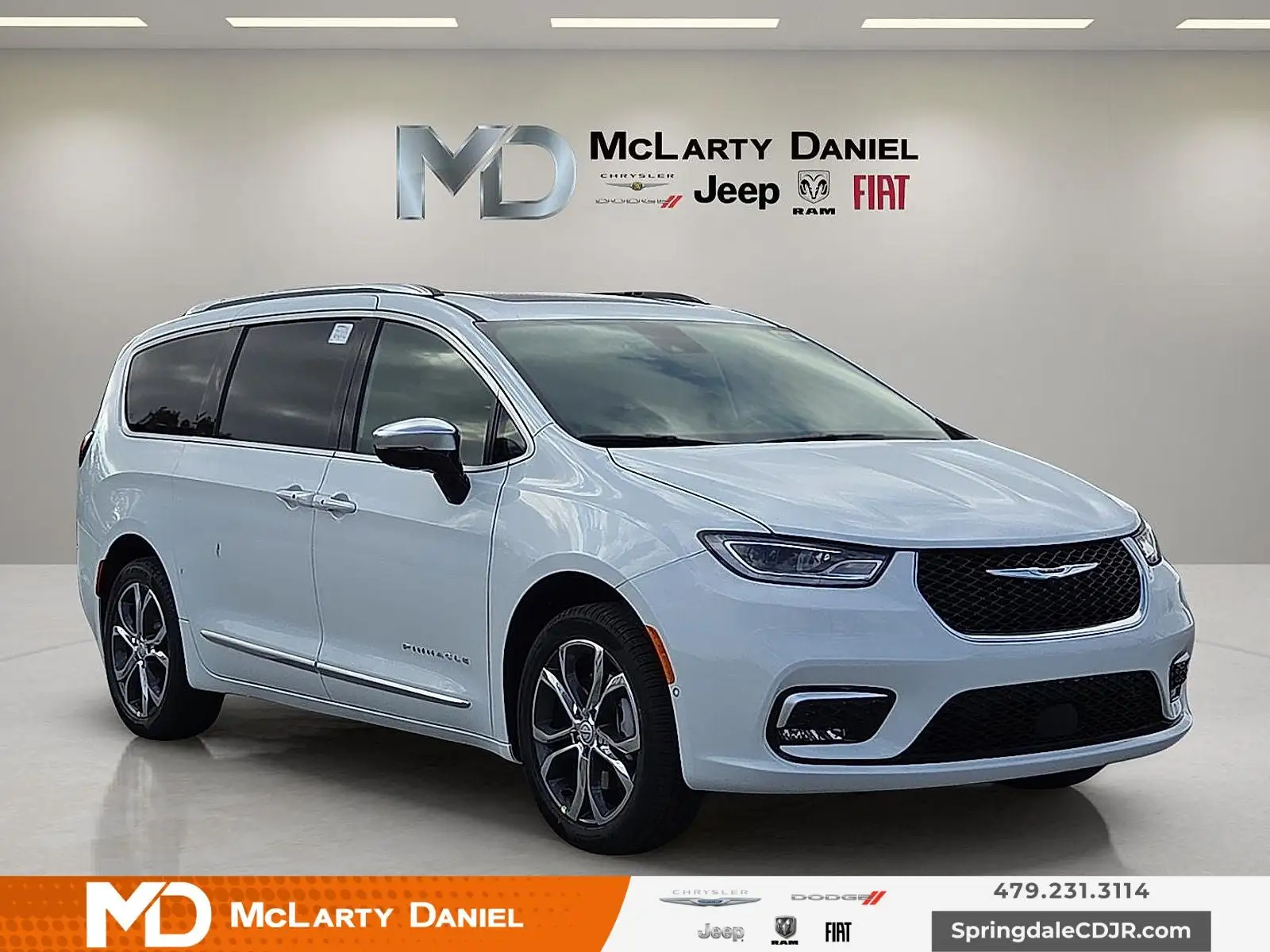 2026 Chrysler Pacifica Pinnacle AWD photo 1